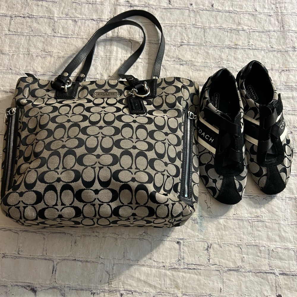COACH JENNY BLACK WITH SUEDE CROSS STRAP SNEAKERS & COACH GALLERY F19388 BAG